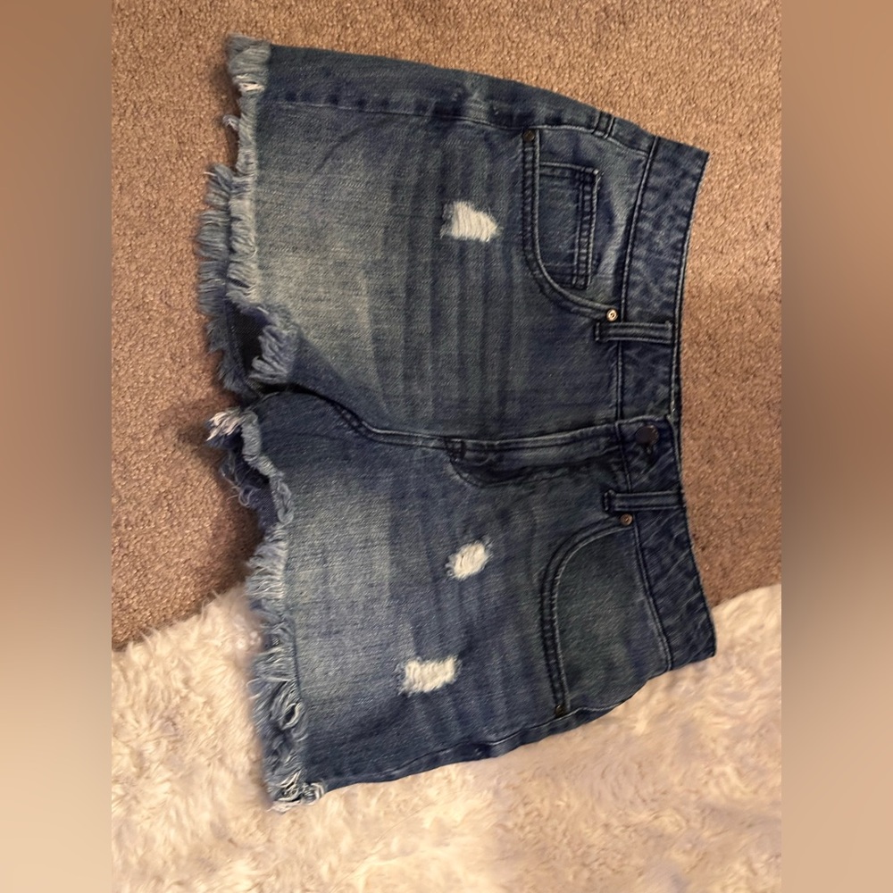 Zumiez’s Empyre dark wash denim shorts